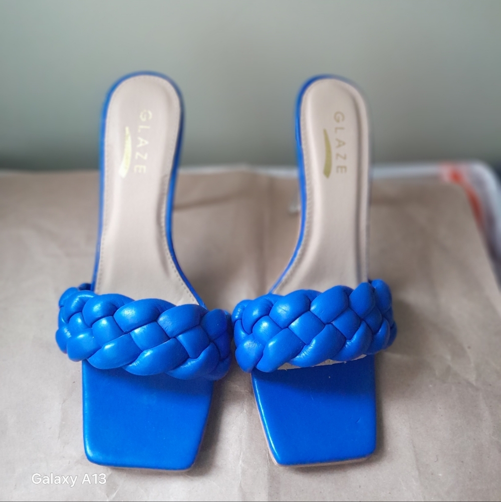 Glaze Women's Vibrant Blue Braided Heels